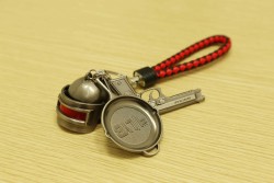 Đồ chơi PUBG bộ 3 (Chảo + Mũ + Súng)