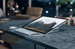Microsoft Surface Studio (Intel Core i7 7820HK / 32 GB / 2TB SSD / GTX1070 / 28 inch / WIN 10 Home)