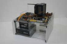 Thiết kế case máy tính \'lộ thiên\'